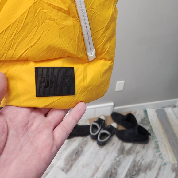 MENS Pajar Puffer Vest Size medium - Picture 3 of 3